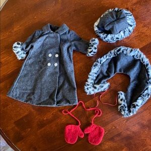 Nellie’s winter coat - American Girl